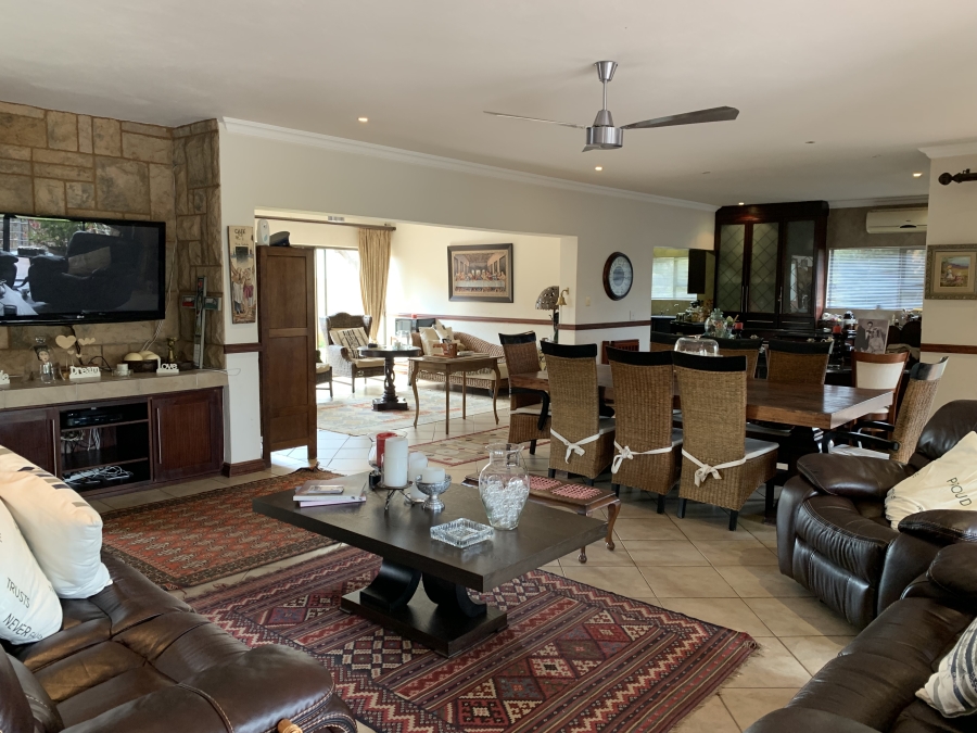 5 Bedroom Property for Sale in Birdwood Estate North West
